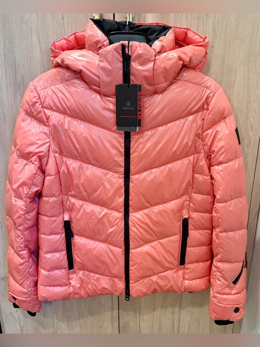 Bogner Fire + Ice Saelly2 Women’s Ski Jacket. NWTs. Sz. 10. Strawberry Ice